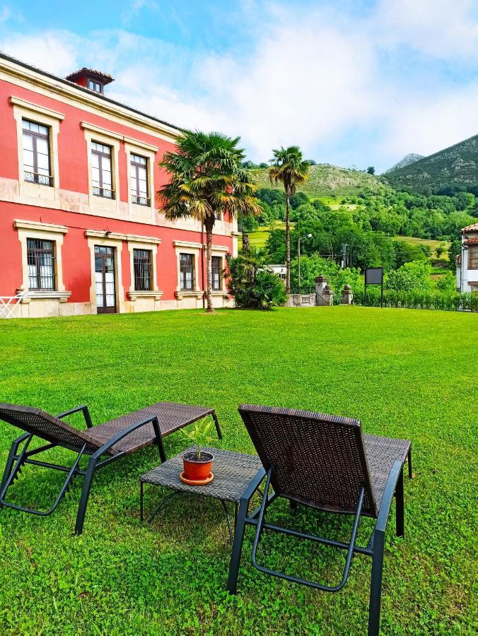 La Venta De Miyares - Casa De Indianos Hotell Piloña Eksteriør bilde